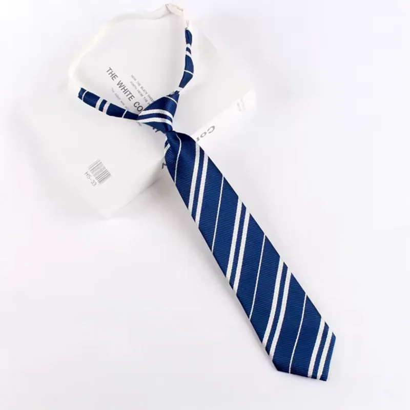 hogwarts-legacy-ravenclaw-tie-45-cm-blue-striped-wizard-school-tie