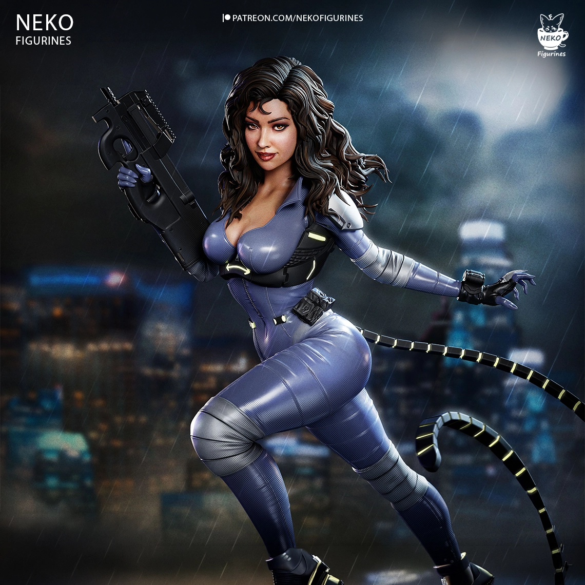 Absolute DC – Catwoman Action Figure