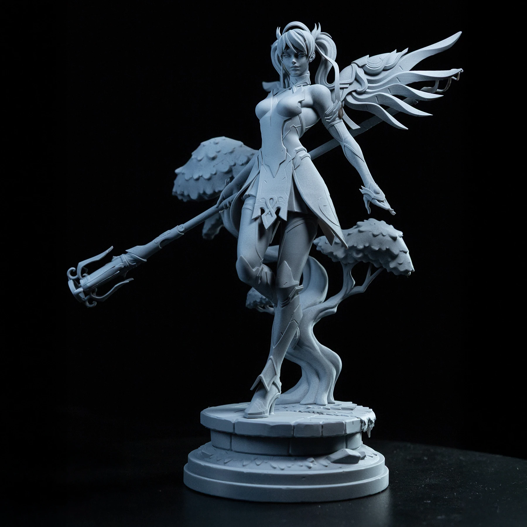 Overwatch – Pink Mercy Statue