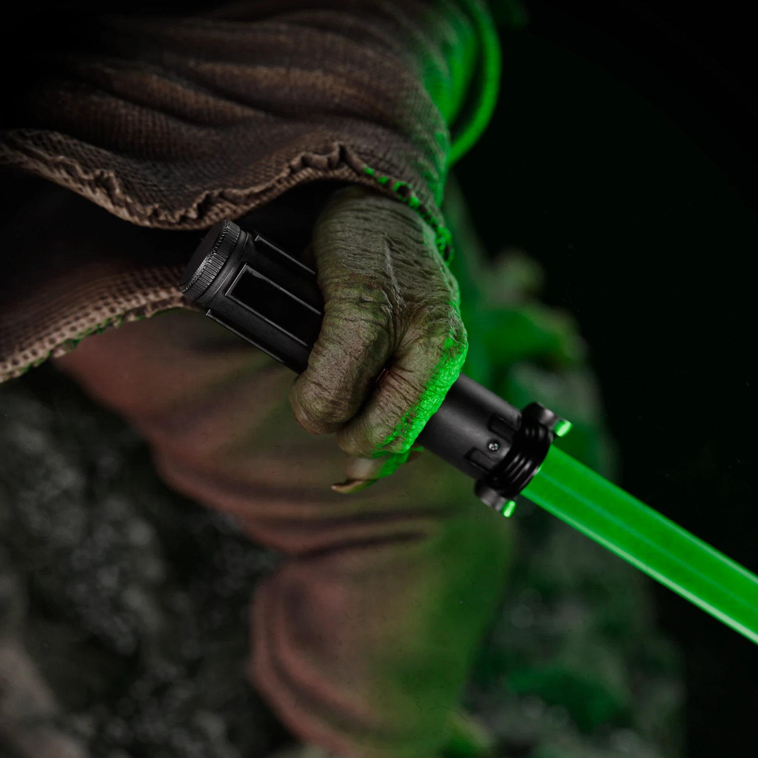 Master Yoda Battle of Kashyyyk Action Figure